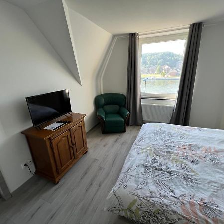 Riverbank Guest House Namur Esterno foto