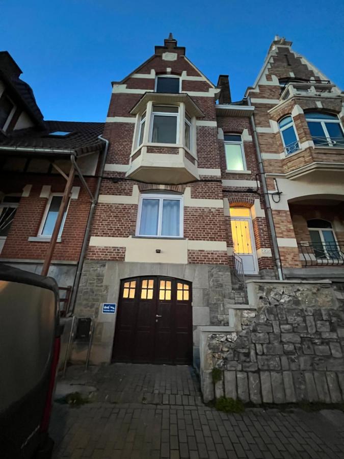 Riverbank Guest House Namur Esterno foto