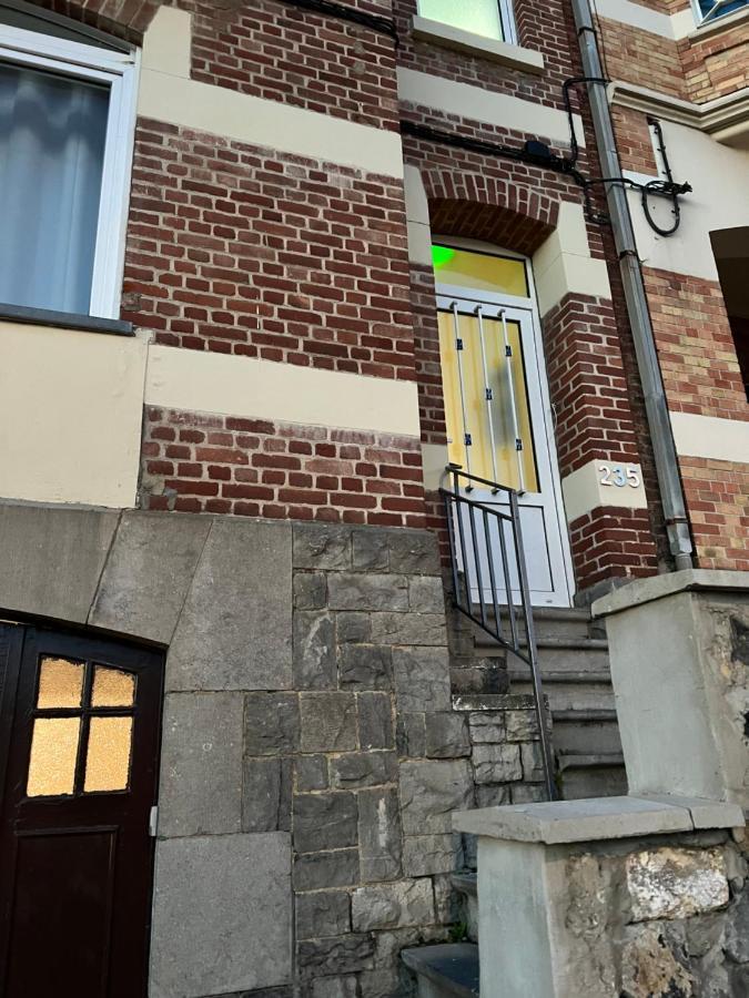 Riverbank Guest House Namur Esterno foto